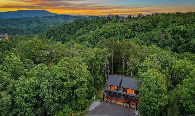 Book the Fall Vacation of Your Dreams With Expedia Now